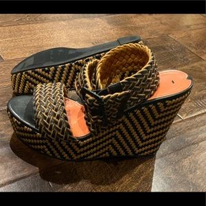 Via Spiga Woven Wedge, size 7
